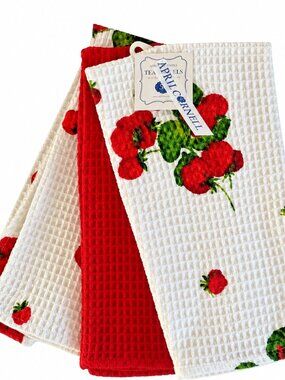 April Cornell Strawberries Kitchen Dish Towels Set of 3 Waffle Weave White Red